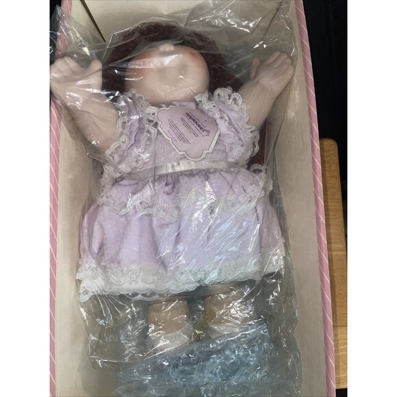 Cabbage Patch Kids Porcelain Collection Doll With Dress & Certificate Of Authent - Picture 7 of 16